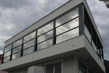 Giyotin Cam Balkon