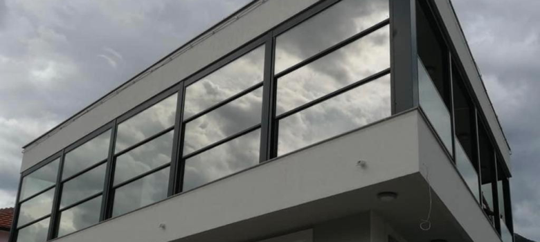 Giyotin Cam Balkon